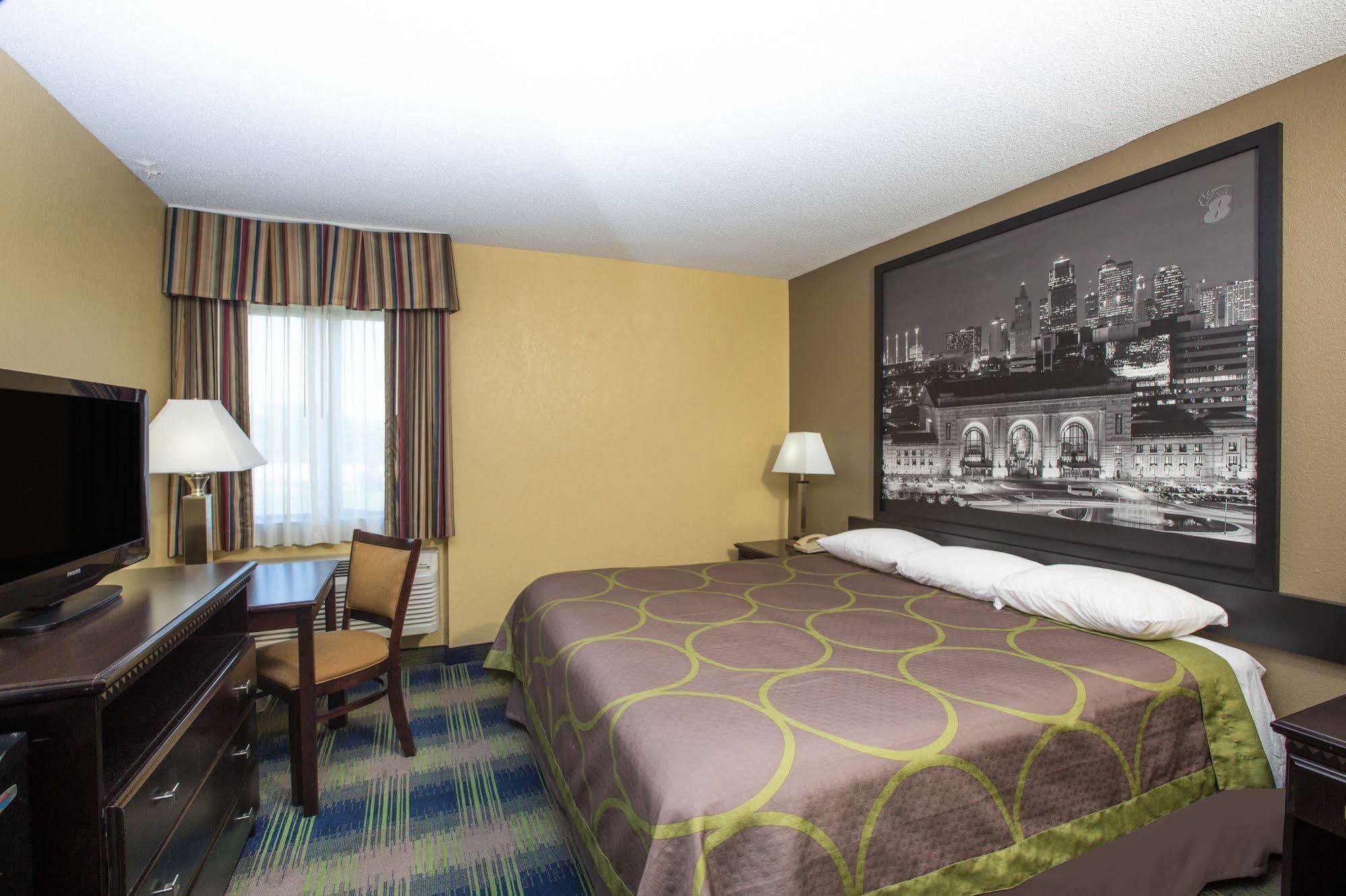 Quality Inn Merriam Kansas City Ngoại thất bức ảnh